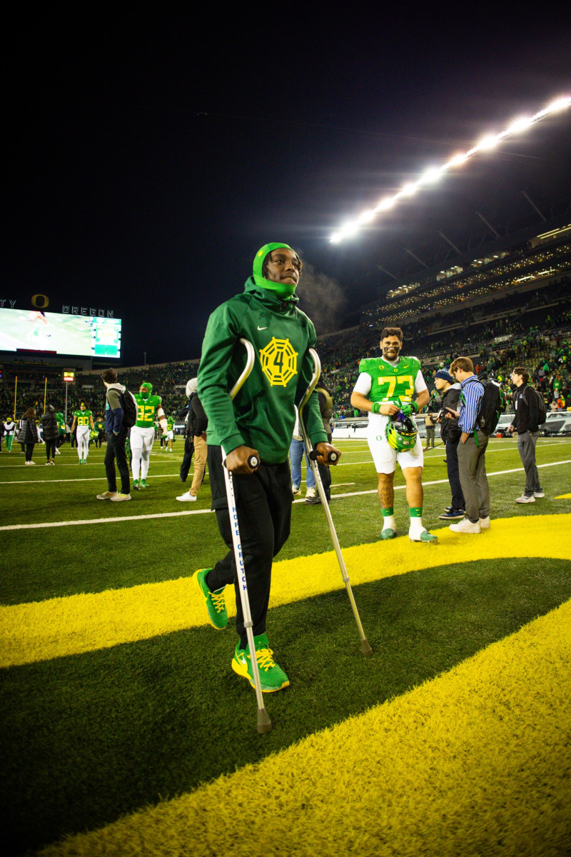 Oregon Ducks cornerback Jahlil Florence did not play in Oregon's regular season finale against Oregon State.